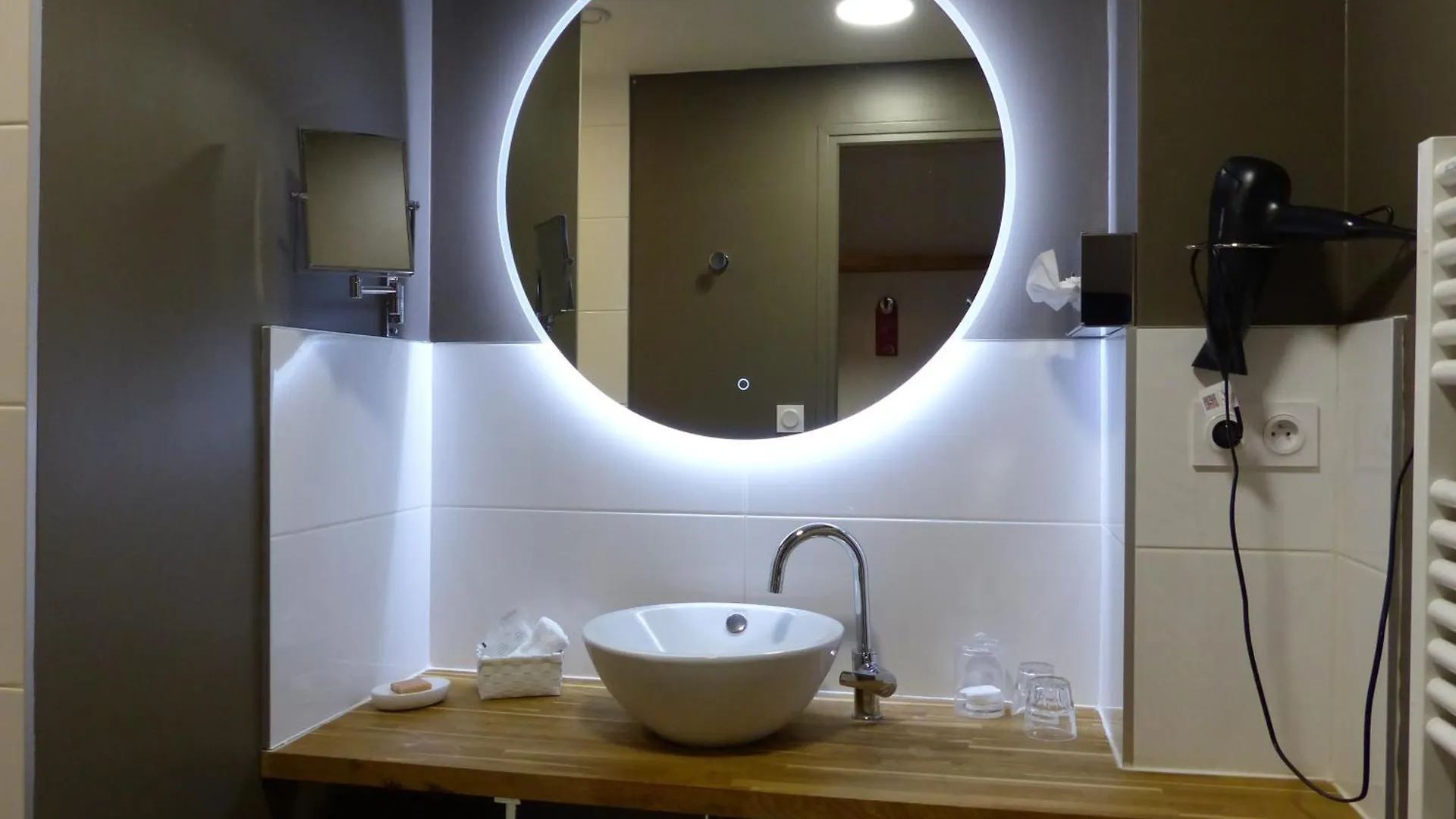 Appart'Hotel - Seclin-Appartements Appartement